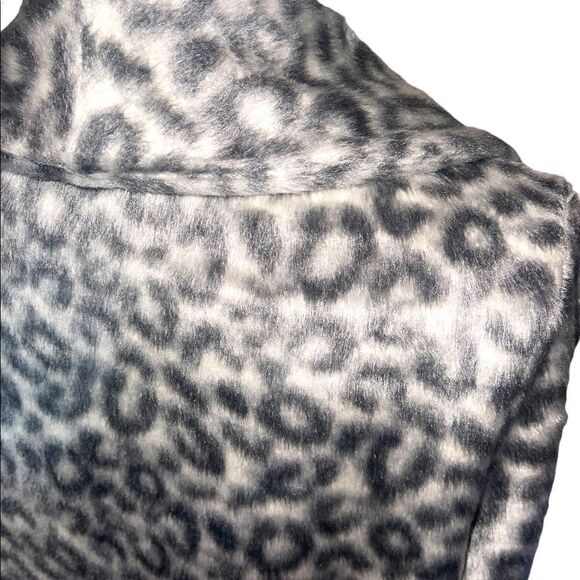 A New Day Gray & Black Leopard Print Open Front Jacket Size Large - Picture 10 of 15